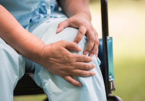 Expert Tips for Managing Pain and Discomfort After Knee Replacement Surgery
